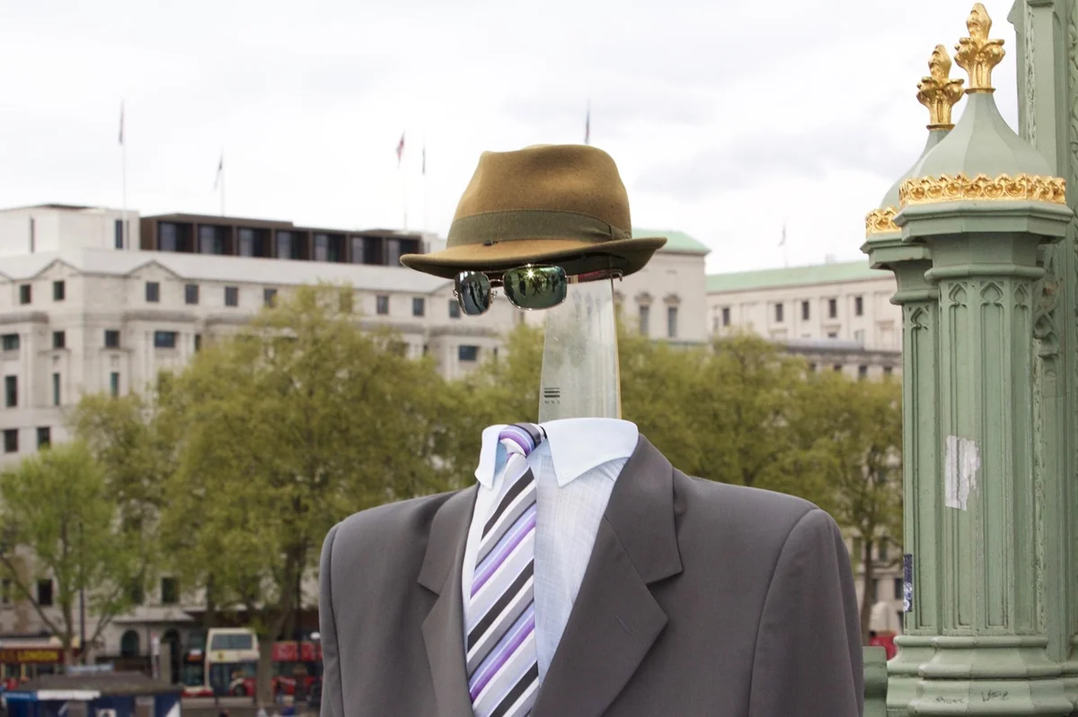 street show, man, without a face, sunglasses, character - how to increase horsepower without a turbo